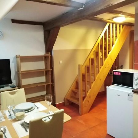 Penzion U Dvojice Nove Mesto na Morave Ngoại thất bức ảnh