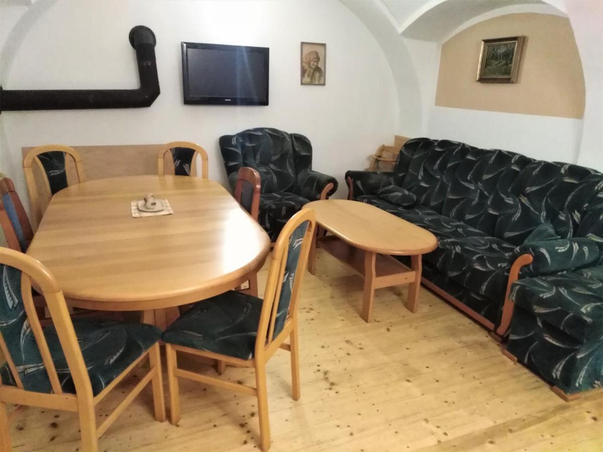 Penzion U Dvojice Nove Mesto na Morave Ngoại thất bức ảnh