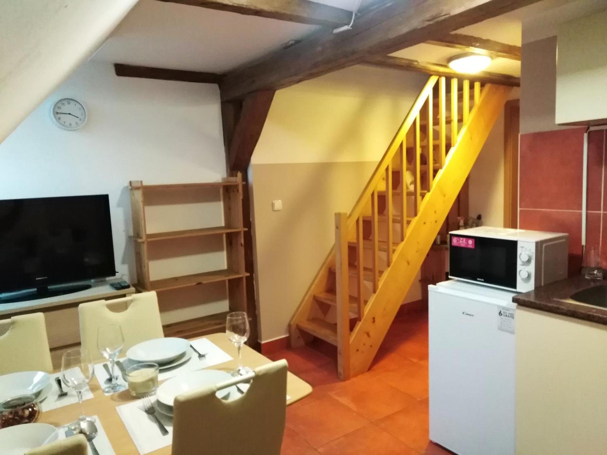 Penzion U Dvojice Nove Mesto na Morave Ngoại thất bức ảnh